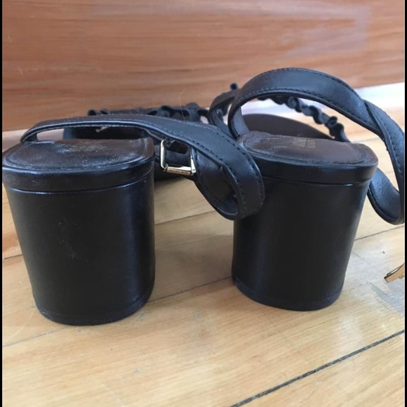 Micheal Kors heels - Picture 1 of 5